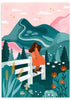 Cuadro ilustrado colorido mujer en valla contemplando montañas verdes y cielo rosado de Bea Muller, kudeko.com
