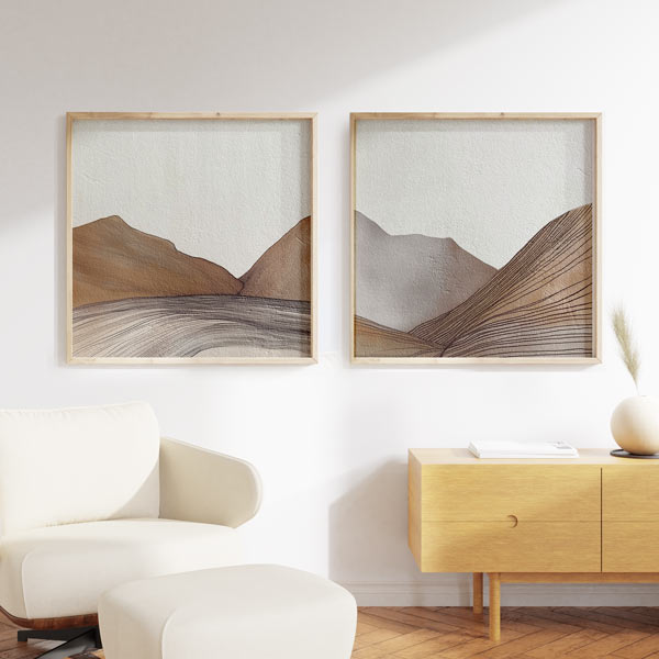 Conjunto de cuadros cuadrados marrón minimalistas abstractos con inspiración en paisajes naturales, disponibles en kudeko.com.
