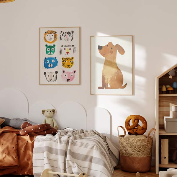 Cuadro infantil de rostros coloridos de animales en estilo dibujo. kudeko.com
