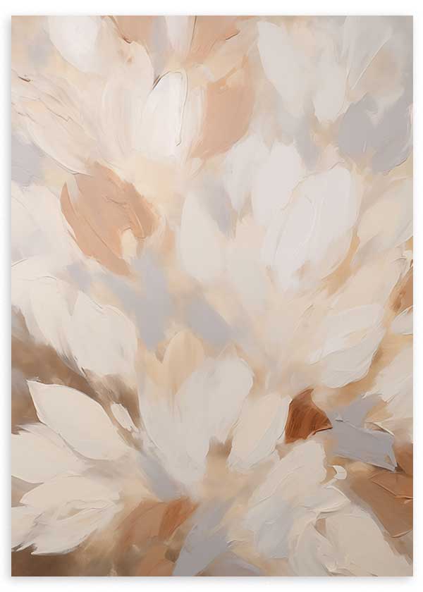 Quadro emoldurado de flores abstratas em tons bege, creme, areia e cinza suave, com composição vaporosa e estilo floral delicado de formas suaves. Disponível em kudeko.com