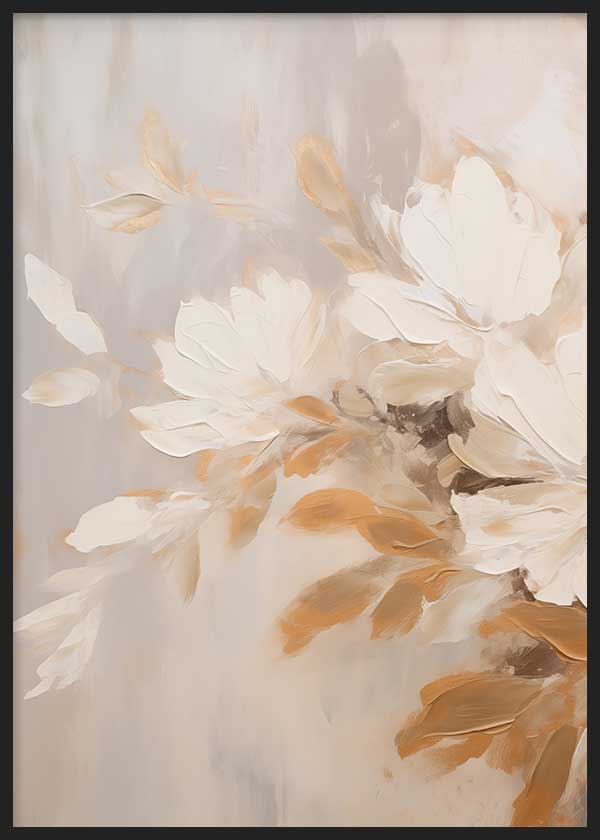 Cuadro de flores grandes en tonos crema, beige, topo y caramelo, con composición suave y estilo floral delicado. Disponible en kudeko.com