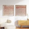 Conjunto de dos cuadros con formas abstractas orgánicas, texturas visuales en terracota, beige y arena, composición serena de estilo abstracto. Disponible en kudeko.com