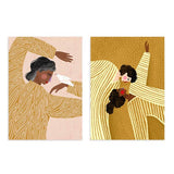Conjunto de dos cuadros ilustrados con mujeres en tonos mostaza y beige, kudeko.com

