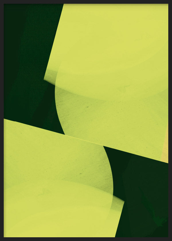 Cuadro abstracto geométrico en tonos verde y amarillo con marco negro, kudeko.com
