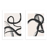 Conjunto de dos cuadros con líneas negras curvas y trazos abstractos sobre fondo beige claro, composición moderna de estilo abstracto. Disponible en kudeko.com