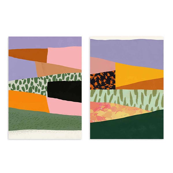Ensemble de deux tableaux avec formes abstraites superposées, bandes organiques et textures décoratives en lilas, rose, orange, vert sauge, beige et noir, dans un style abstrait contemporain. Disponible sur kudeko.com