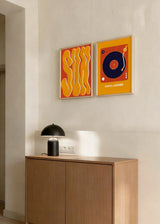 Conjunto de dos cuadros decorativos de estilo blanco_y_negro y colorido, dúo pop art de vinilo y formas abstractas, modelo Two combo - Vinyl pop art