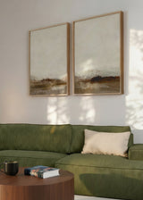 Conjunto de dos cuadros decorativos de estilo minimalista y sereno, díptico abstracto en tonos tierra suaves, modelo Two Combo - Away from hear