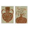 Set aus zwei rahmenlosen dekorativen Wandbildern im organischen Illustrationsstil, rustikale Vasen mit Blumen in Terrakotta-Tönen, Modell Two Combo - Rustic Floral Vase. Erhältlich auf kudeko.com