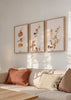 Conjunto de tres cuadros decorativos de estilo minimalista y nórdico, ramas de eucalipto dorado minimalistas, modelo Three Combo - Eucalyptus Gold