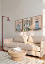 Conjunto de tres cuadros decorativos de estilo minimalista y tonos_pastel, arquitectura italiana en tonos pastel, modelo Three Combo - Pastel Italy