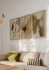 Conjunto de tres cuadros decorativos de estilo orgánico y sereno, composición botánica abstracta en tonos tierra, modelo Three Combo - Bruma Dorada