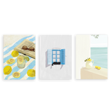 Conjunto de tres cuadros decorativos sin marco de estilo minimalista y sereno, tríptico veraniego de limones, ventana azul y gato, modelo Three combo - El color del verano