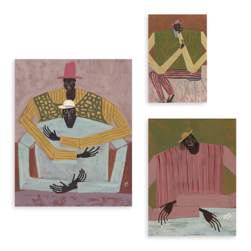 Conjunto de três quadros decorativos sem moldura de estilo orgânico e abstrato, figuras abraçadas numa composição contemporânea, modelo Mural I - The Hug. Disponível em kudeko.com