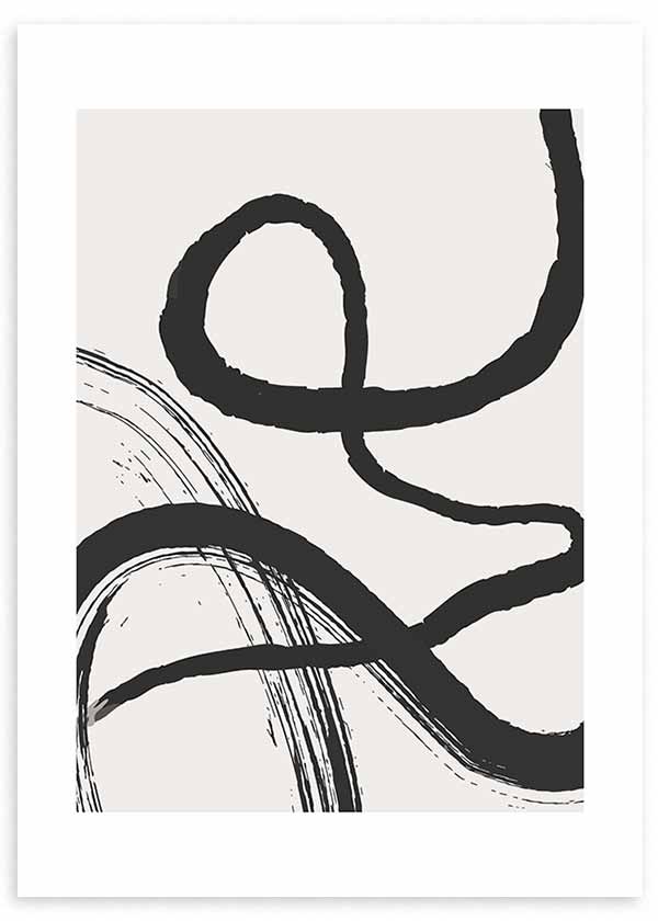 Tableau encadré avec traits noirs courbes et lignes superposées sur fond beige clair, composition abstraite aux tons neutres et style contemporain épuré. Disponible sur kudeko.com