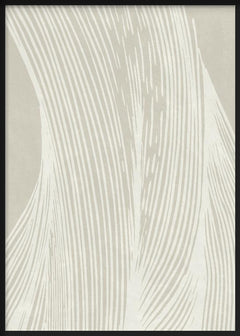 Cuadro con líneas abstractas onduladas en blanco sobre fondo beige arena, composición fluida de aspecto orgánico y estilo abstracto. Disponible en kudeko.com