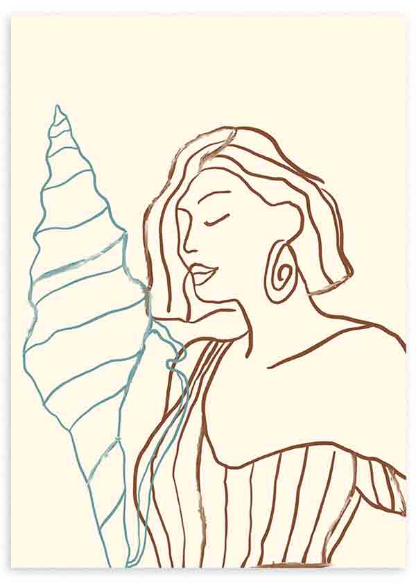 Tableau encadré avec silhouette féminine en lignes brunes, grand coquillage bleu doux, fond crème et style minimaliste aux accents côtiers apaisés. Disponible sur kudeko.com