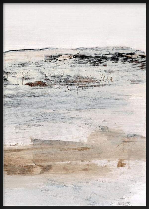 Wandbild mit abstrakter Landschaft in Beige, Hellgrau, Off-White, erdigen Tönen und dunklen Linien, in einem klaren und ruhigen Stil. Erhältlich auf kudeko.com
