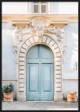 Blue tones of Rome