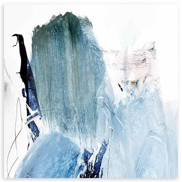 Cuadro cuadrado con composición abstracta en azul claro, azul petróleo, blanco y negro, con manchas amplias y contraste suave de estilo abstracto. Disponible en kudeko.com