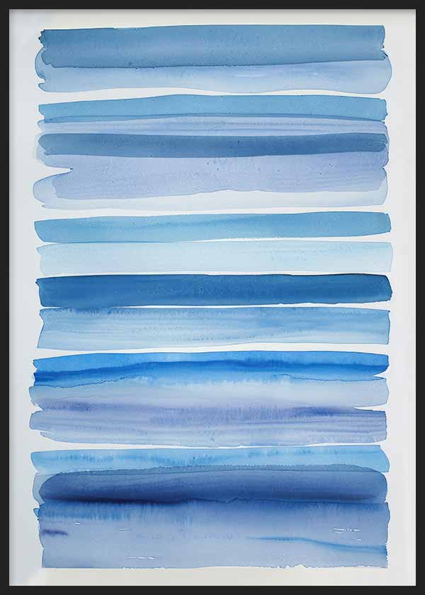 Cuadro con franjas horizontales en tonos azul cielo, celeste y azul marino sobre fondo blanco, de estilo abstracto sereno y costero. Disponible en kudeko.com