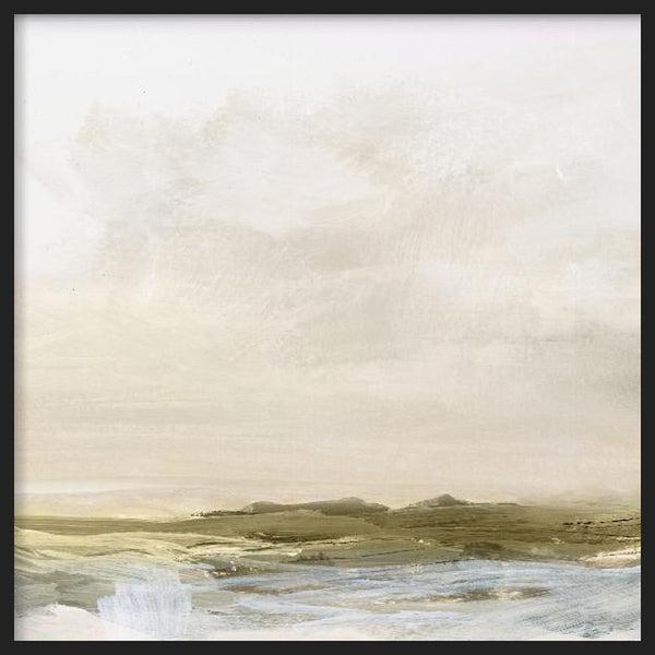 Tableau carré avec paysage côtier paisible, mer blanche et bleu gris, ligne de terre olive et beige, ciel lumineux, style nature et paysages. Disponible sur kudeko.com