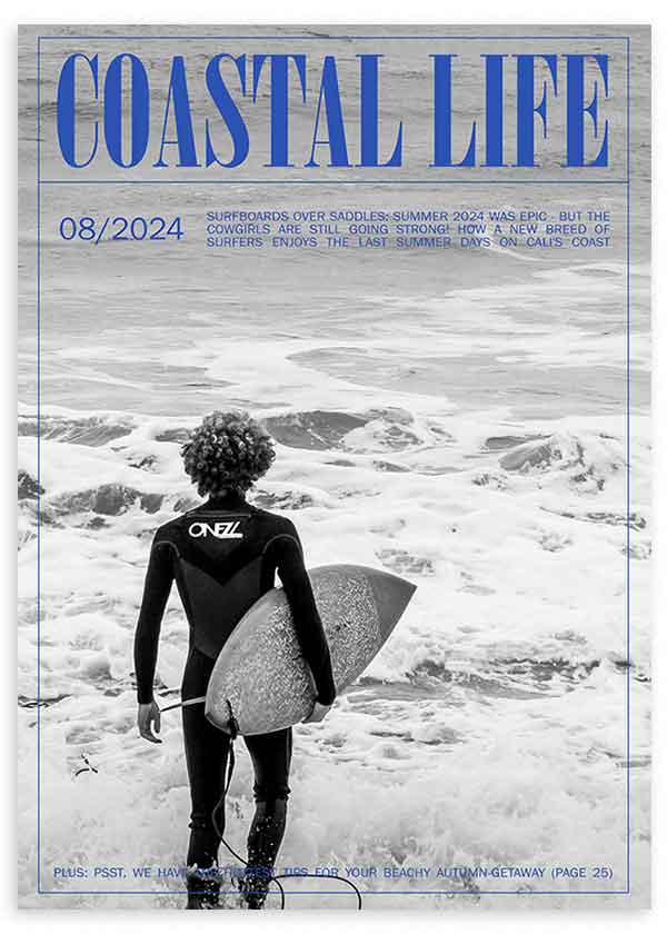 Cuadro con frases que imita la portada de una revista costera en tonos neutros y azul con surfista – kudeko.com