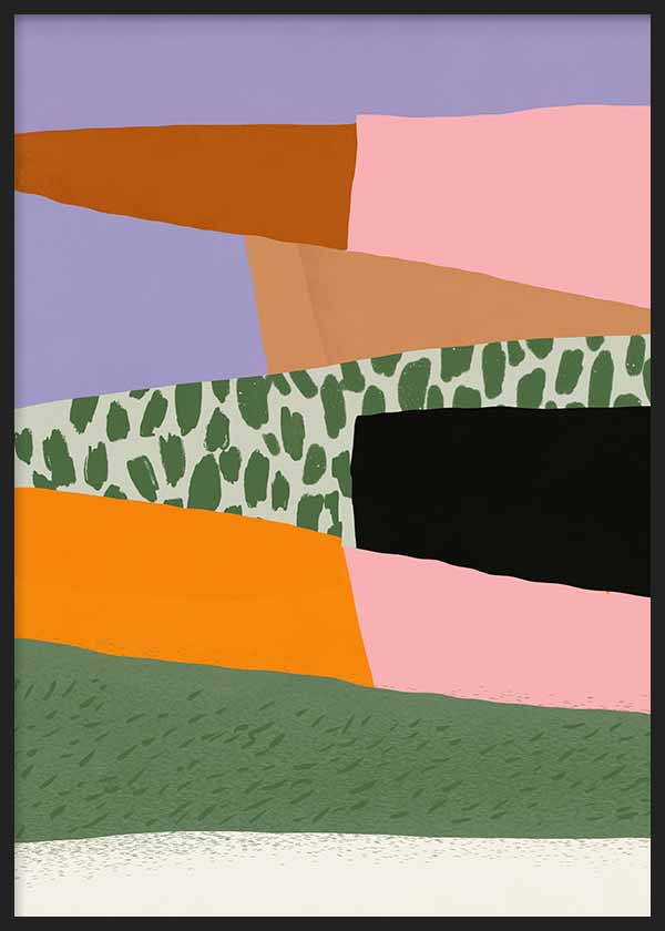 Cuadro con composición abstracta de bloques irregulares en rosa, lila, naranja, verde salvia, beige y negro, con patrón orgánico central y estilo abstracto. Disponible en kudeko.com