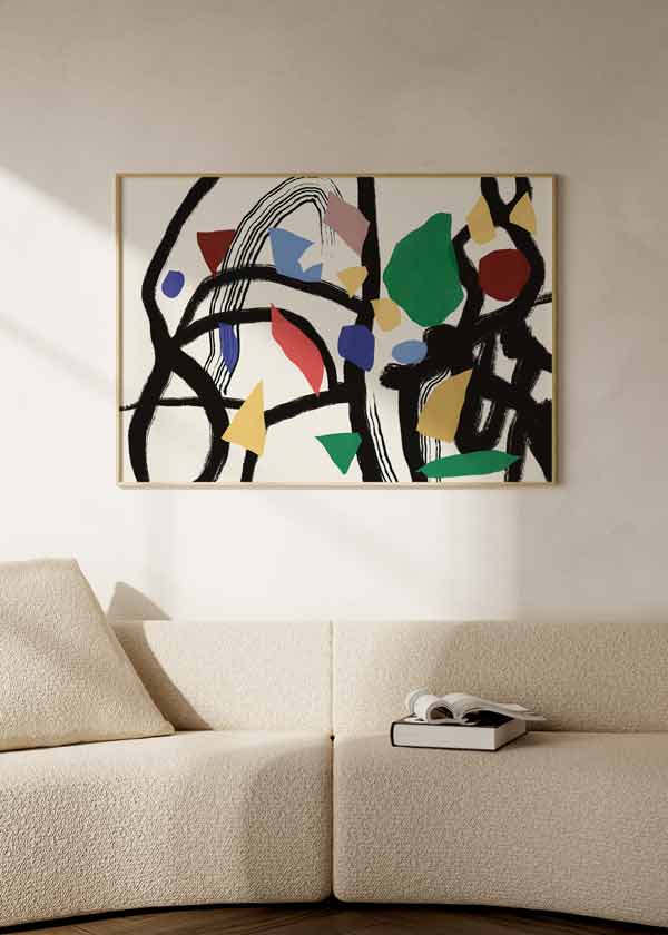 Cuadro horizontal con formas abstractas irregulares, trazos negros gruesos, fondo claro y acentos en verde, azul, rojo, rosa y amarillo, de estilo abstracto. Disponible en kudeko.com
