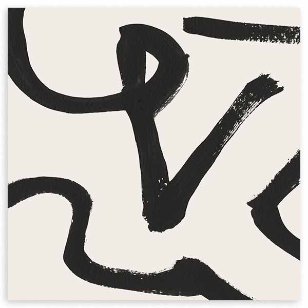 Tableau carré avec lignes noires courbes, traits amples, fond blanc cassé et composition abstraite au style contemporain et épuré. Disponible sur kudeko.com