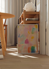 Cuadro decorativo de estilo colorido y abstracto colocado en sala, composición abstracta de trazos coloridos, modelo Colorful Strokes II