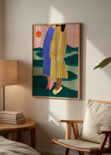 Farbiges Wandbild mit Illustration von zwei Frauen in gestreifter Kleidung in einer Landschaft mit roter Sonne, Design von Bea Muller. Erhältlich auf kudeko.com