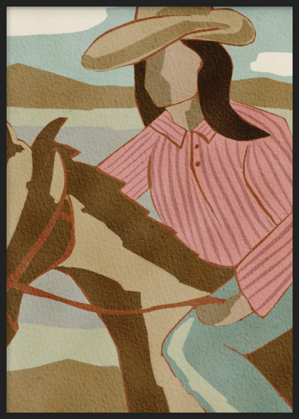 Dekoratives Wandbild mit Rahmen im organischen und minimalistischen Stil, Cowgirl zu Pferd in ruhiger Landschaft, Modell Cowgirl Mountain Ride. Erhältlich auf kudeko.com