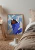 Tableau illustré coloré représentant une femme en bleu avec des colombes blanches, signé Bea Muller. Disponible sur kudeko.com