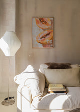 Quadratisches Wandbild mit Papaya-Hälften. Verfügbar auf kudeko.com