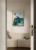 Farbiges illustriertes Wandbild mit springendem Orca im Ozean vor einer Frau auf einer Klippe, Motiv von Bea Muller. Erhältlich auf kudeko.com