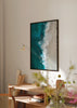 Cuadro decorativo de estilo mar_y_playa y minimalista colocado en salón, fotografía aérea de mar y playa, modelo El mar mi refugio VII