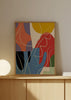 Cuadro decorativo de estilo minimalista y abstracto colocado en salón, collage abstracto de formas orgánicas y coloridas, modelo Abstract Color Collage