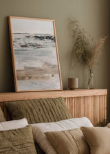 Tableau avec paysage abstrait aux tons beige, gris clair, blanc cassé, touches terre et lignes sombres, dans un style épuré et apaisant. Disponible sur kudeko.com