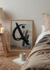 Abstraktes Wandbild in Schwarz, Grau und Cremeweiß mit geschwungenen Formen, markanter Diagonale, feinen Überlagerungen und modernem Stil. Erhältlich auf kudeko.com