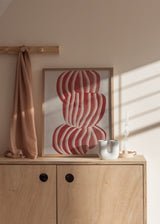 Tableau géométrique avec formes superposées en tons terracotta et lignes blanches, style décoratif épuré et équilibré. Disponible sur kudeko.com