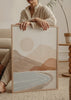 Cuadro decorativo de estilo minimalista y mar_y_playa colocado en salón, paisaje costero abstracto al atardecer, modelo Beach Sunset Art