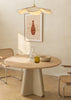 Cuadro decorativo de estilo minimalista y nórdico colocado en salón, jarrón bohemio abstracto en tonos tierra, modelo Jarrón Bohemio VI