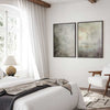 Cuadro con composición abstracta de texturas suaves en gris, beige, marfil y taupe, con fondo neutro de apariencia serena y estilo abstracto. Disponible en kudeko.com