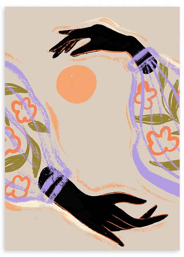 Quadro com duas mãos pretas em redor de um sol pêssego, mangas lilás, flores coral, folhas verdes, fundo bege e estilo abstrato contemporâneo. Disponível em kudeko.com