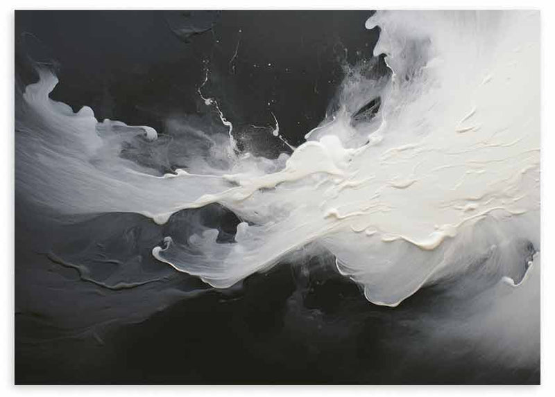 Quadro horizontal com composição abstrata em branco, cinzento e preto, forma fluida ao centro, fundo escuro e estilo contemporâneo para decoração de parede moderna. Disponível em kudeko.com