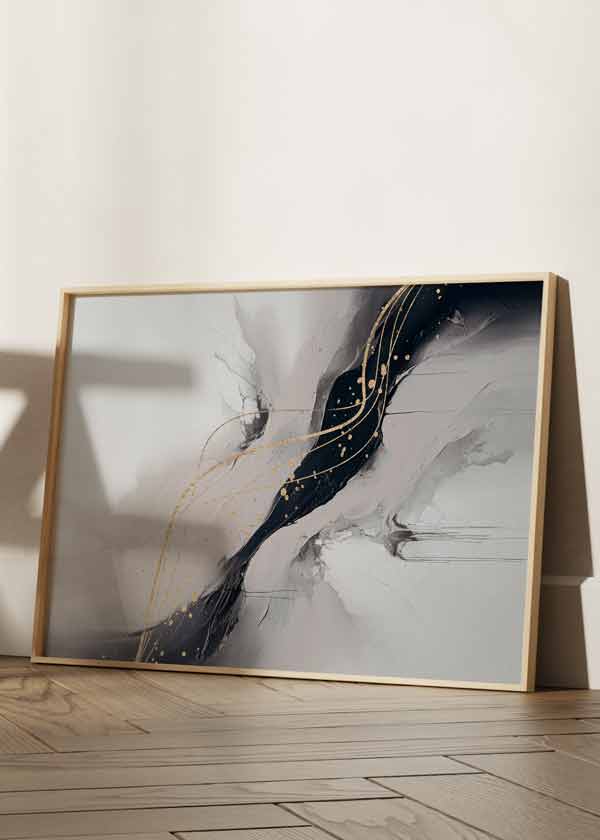Cuadro horizontal con forma abstracta en negro, blanco, gris y detalles dorados, composición fluida de estilo abstracto elegante y contemporáneo. Disponible en kudeko.com