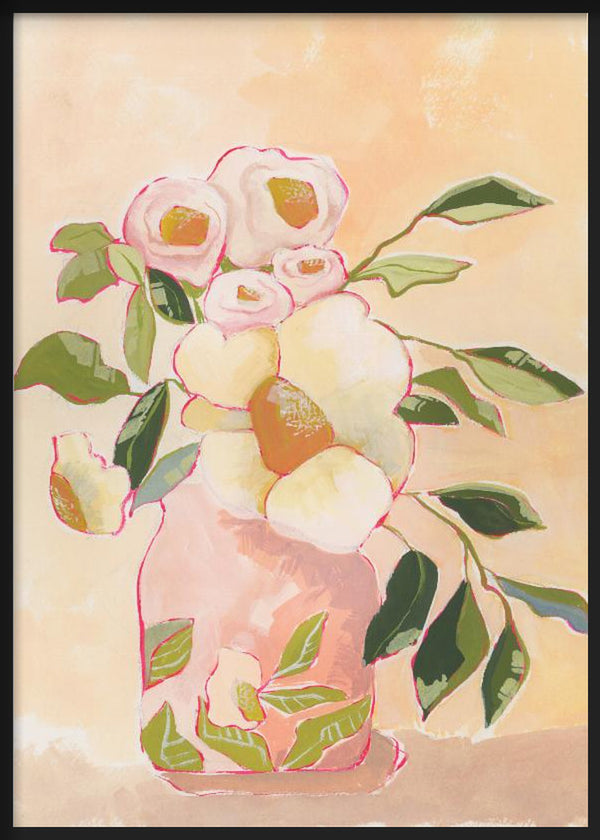Cuadro de jarrón rosado con flores blancas y rosa suave, hojas verdes, fondo beige cálido y estilo floral. Disponible en kudeko.com
