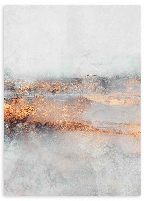 Quadro com composição abstrata de névoa difusa, texturas suaves em branco pérola, cinzento pérola, azul acinzentado e reflexos cobre, num estilo contemporâneo sereno. Disponível em kudeko.com