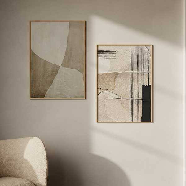 Cuadro abstracto en tonos neutros beige y blanco con formas orgánicas - kudeko.com
